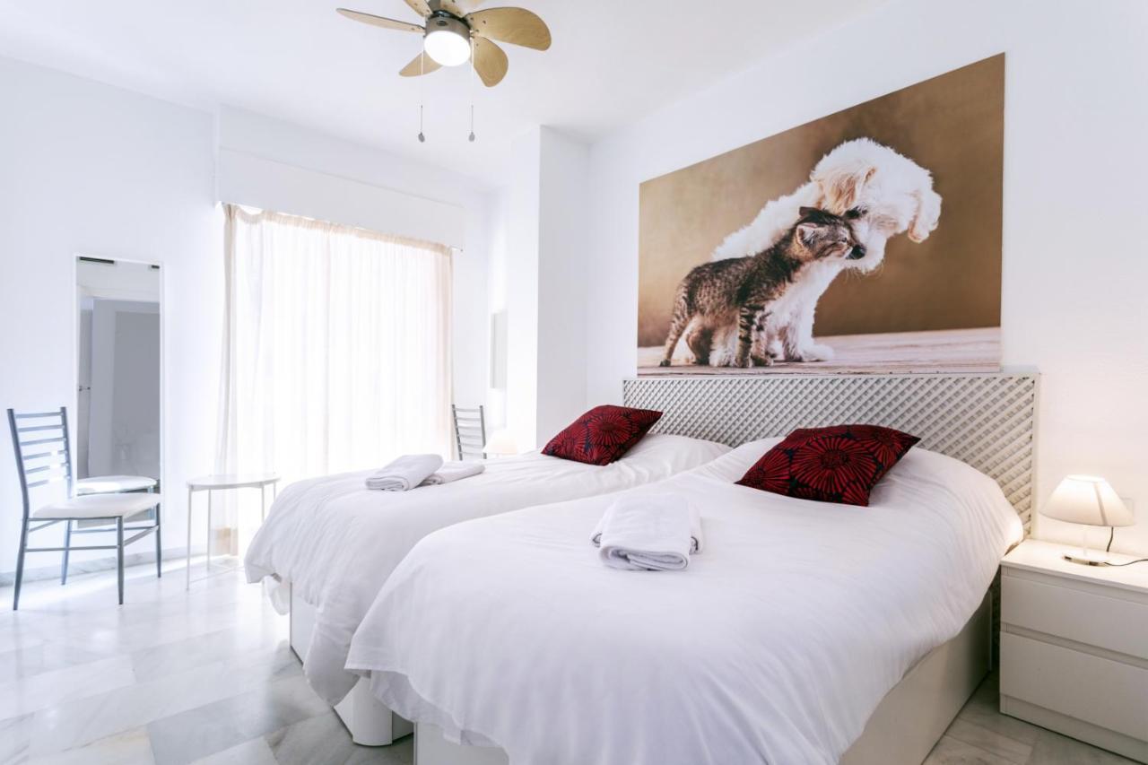 Rentcostadelsol Malagueta Arenal Малага Екстериор снимка