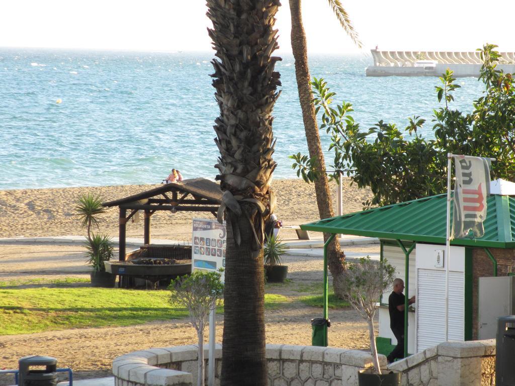Rentcostadelsol Malagueta Arenal Малага Екстериор снимка